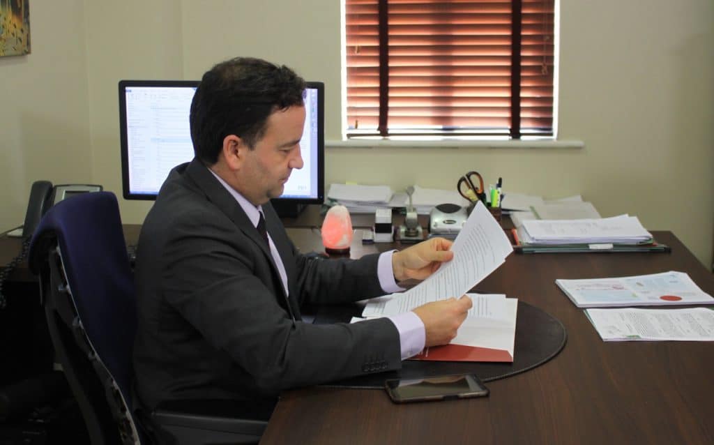 Blasco Solicitors, el bufete para españoles que contribuye a la inversión en Irlanda y en España
